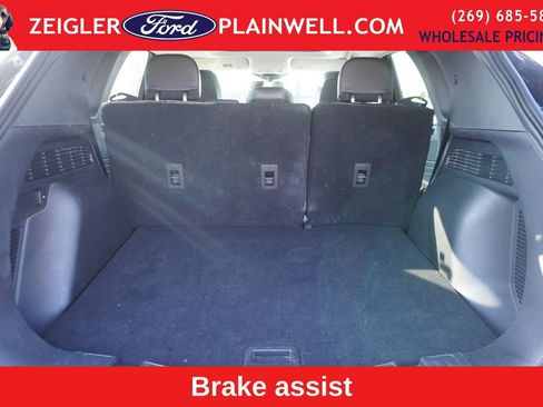 Used 2024 Ford Escape Platinum image 10