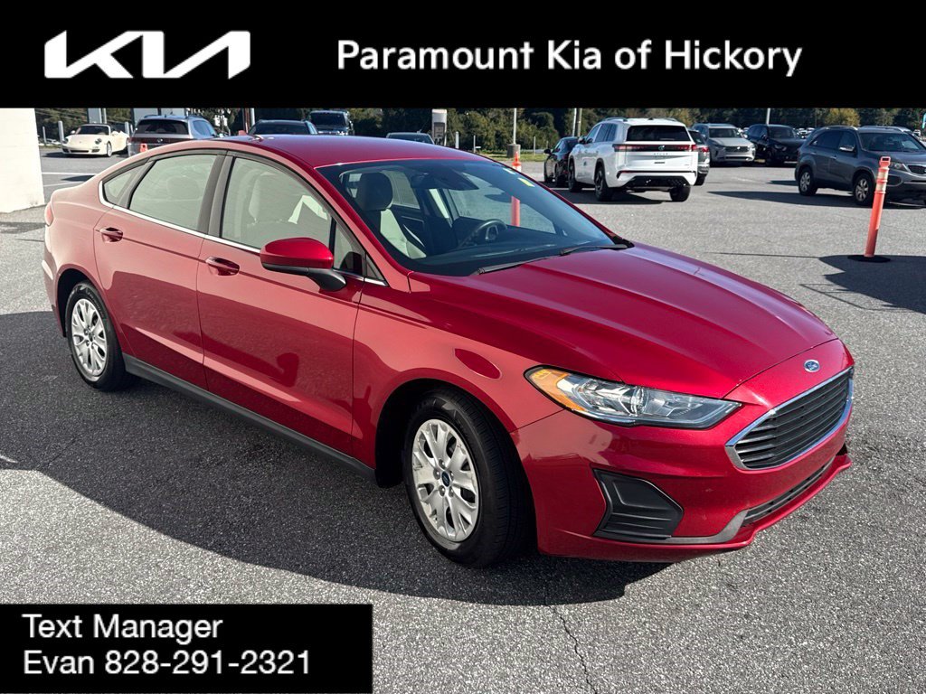 Used 2020 Ford Fusion S FWD image 3