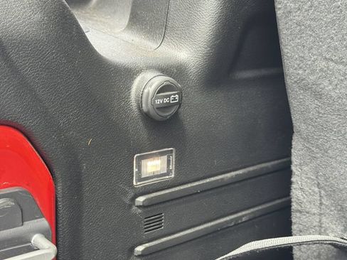 Used 2022 Jeep Wrangler Sport AWD/4WD image 27