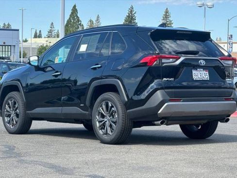 Certified 2023 Toyota RAV4 Limited AWD/4WD image 7