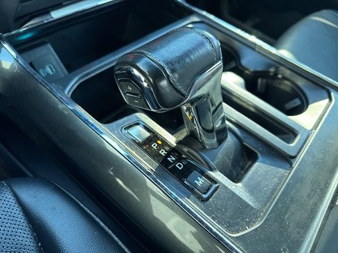 Used 2021 Ford F150 Lariat w/ Equipment Group 502A High image 10