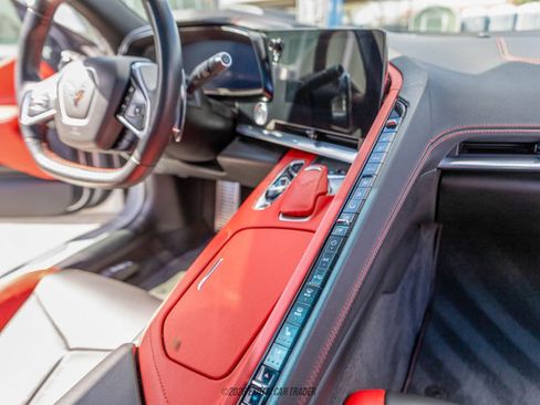 Used 2020 Chevrolet Corvette Stingray Preferred Cpe w/ 2LT Preferred Equipment Group RWD image 34