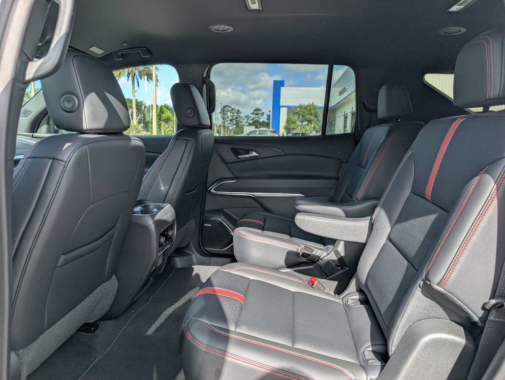 New 2026 Chevrolet Traverse RS FWD image 15