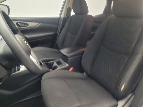 Used 2019 Nissan Rogue Sport S w/ Appearance Package image 17