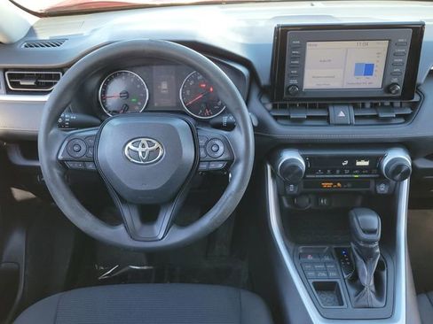 Used 2019 Toyota RAV4 LE w/ Carpet Mat Package image 12