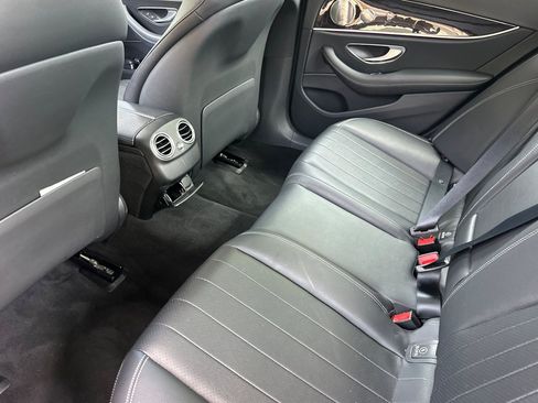 Used 2021 Mercedes-Benz E 350 Sedan image 27