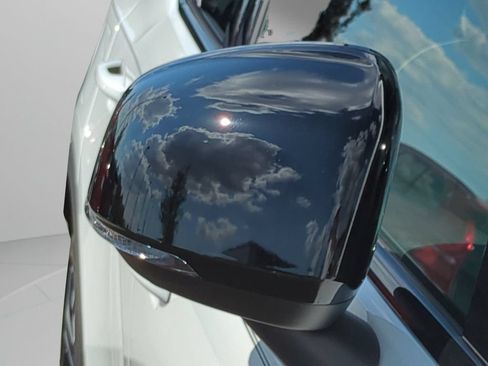 New 2026 Volvo XC40 B5 Ultra AWD/4WD image 27