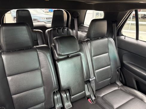 Used 2014 Ford Explorer Limited w/ Equipment Group 301A AWD/4WD image 40