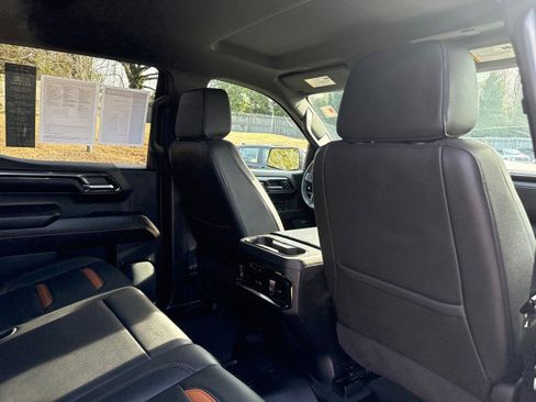 Used 2024 GMC Sierra 1500 AT4 w/ AT4 Premium Package image 43