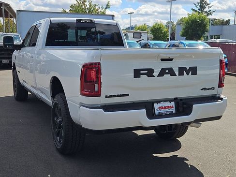 New 2026 RAM 3500 Laramie AWD/4WD image 5