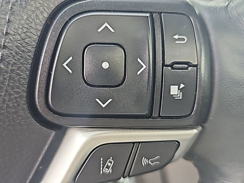 Used 2019 Toyota Highlander Limited Platinum image 21