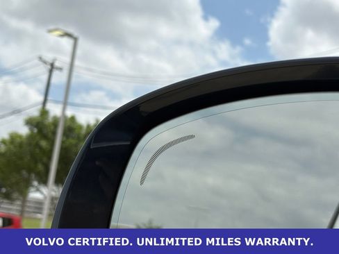 Certified 2026 Volvo XC90 B6 Plus w/ Protection Package Premier AWD/4WD image 38
