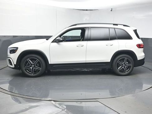 Used 2026 Mercedes-Benz GLB 250 image 5