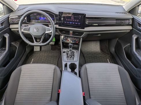 Certified 2025 Volkswagen Jetta S image 16