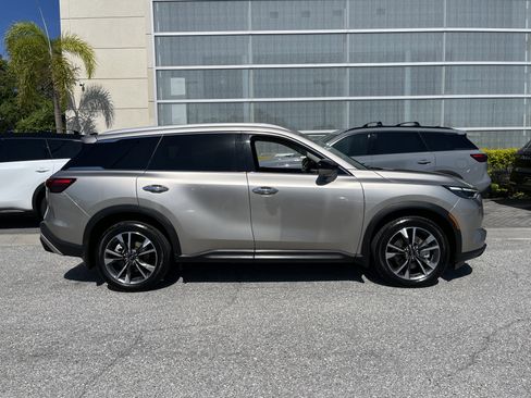 Certified 2023 INFINITI QX60 Luxe w/ Cargo Package AWD/4WD image 11