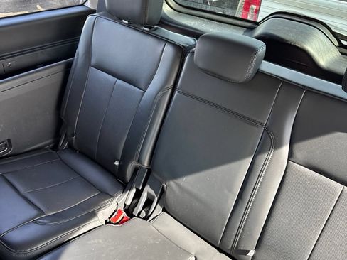Certified 2023 Ford Expedition XLT AWD/4WD image 7