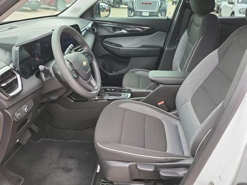 Certified 2024 Chevrolet TrailBlazer LS image 18