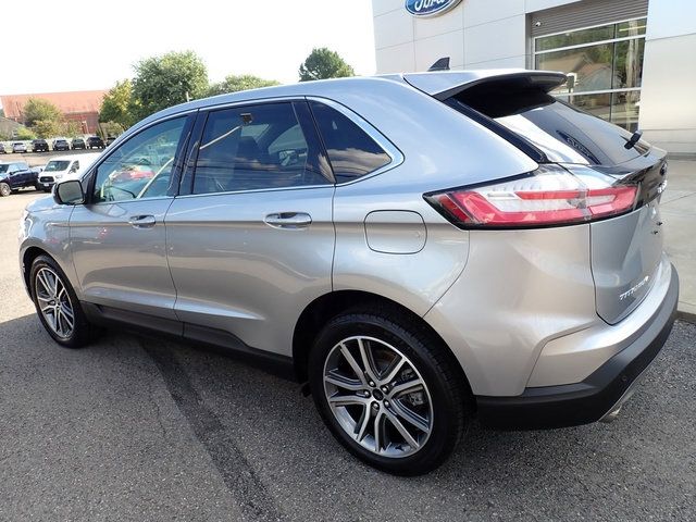 Used 2024 Ford Edge Titanium AWD/4WD image 3