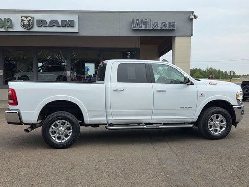 Used 2022 RAM 2500 Laramie AWD/4WD image 9