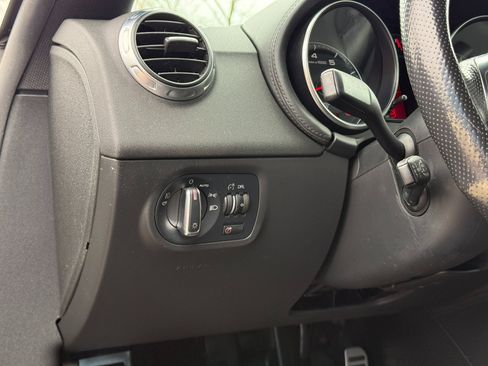 Used 2008 Audi TT 3.2 image 12