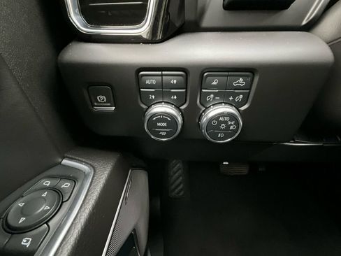 Used 2023 GMC Sierra 1500 Denali w/ Technology Package image 19