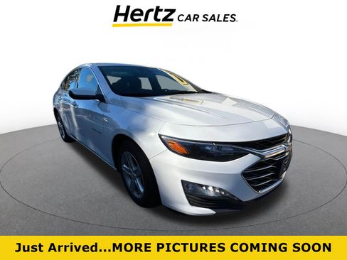 Used 2023 Chevrolet Malibu LT w/ Driver Confidence Package image 1