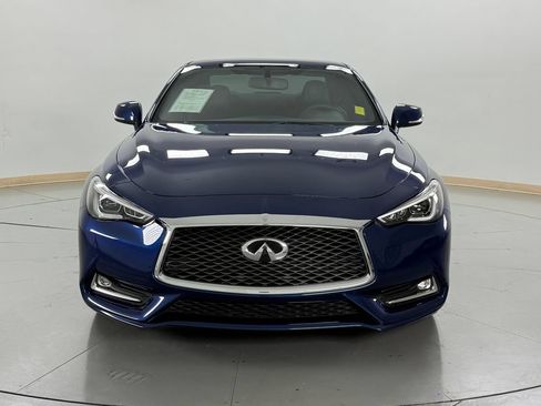 Used 2017 INFINITI Q60 3.0t w/ Cargo Package RWD image 2