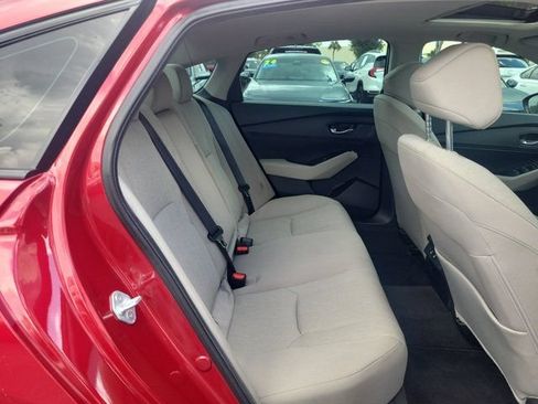 Used 2025 Honda Accord SE image 13