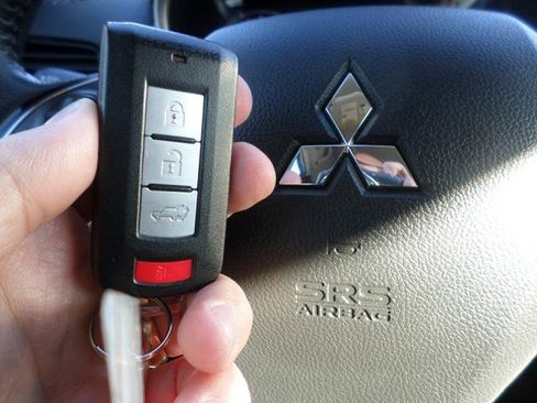 Used 2024 Mitsubishi Eclipse Cross SE image 26