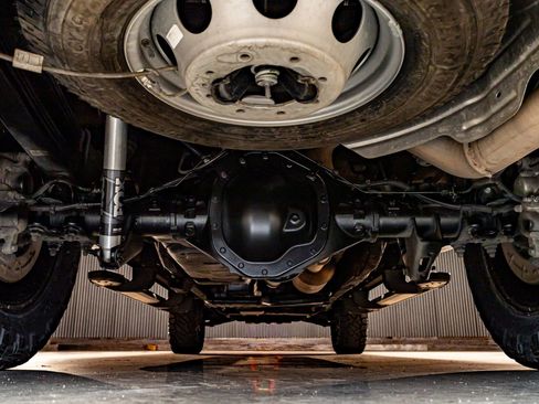 Used 2024 GMC Sierra 3500 Denali w/ Denali Reserve Package image 16