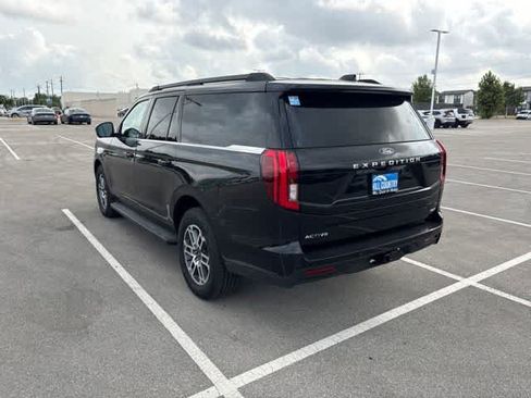 Used 2026 Ford Expedition Max Active RWD image 3