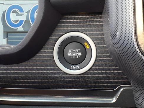 Used 2020 RAM 1500 Limited image 21