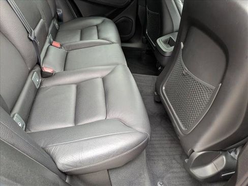 Used 2019 Volvo XC60 T6 Momentum w/ Protection Package Premier image 19