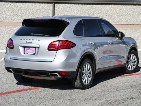 Used 2011 Porsche Cayenne image 7