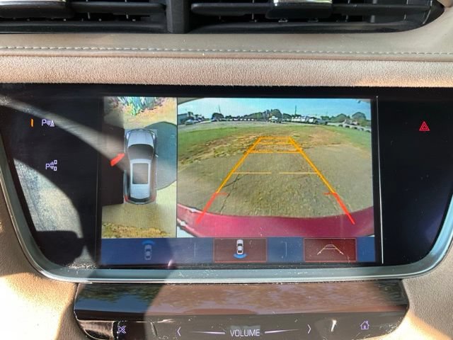 Used 2018 Cadillac XT5 Platinum AWD/4WD image 14