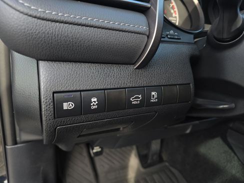 Used 2022 Toyota Camry SE image 20