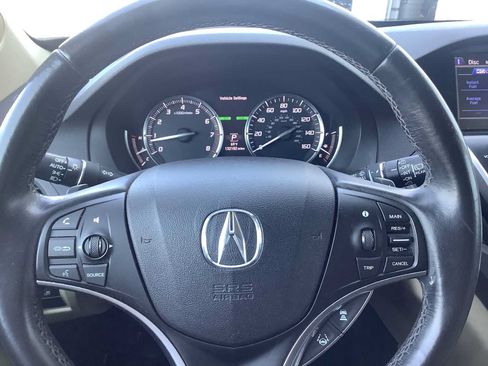 Used 2017 Acura MDX SH-AWD image 16