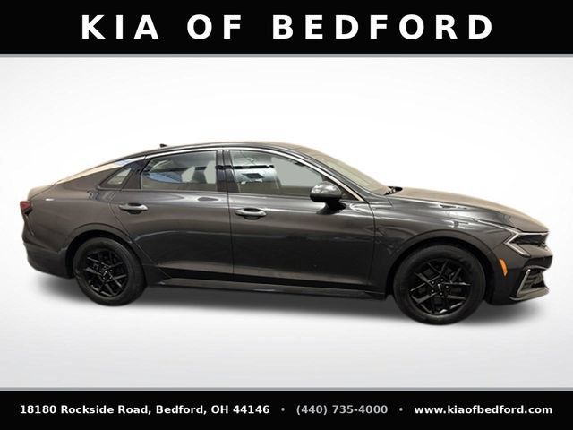 Certified 2025 Kia K5 LXS FWD image 4