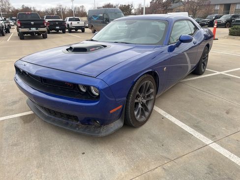 Used 2020 Dodge Challenger R/T Scat Pack w/ Shaker Package image 3