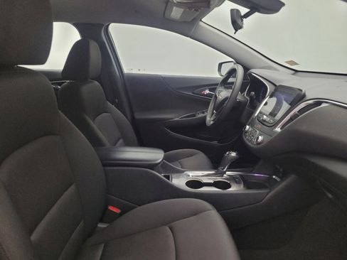 Used 2020 Chevrolet Malibu LT FWD image 21