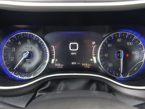 Used 2026 Chrysler Pacifica Select AWD/4WD image 43