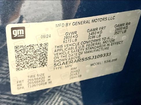 Used 2025 Buick Enclave Preferred image 16