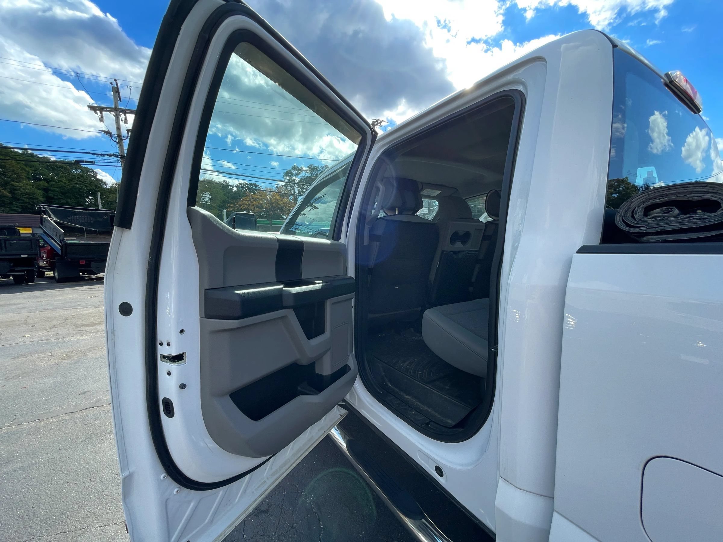 Used 2017 Ford F250 XL w/ STX Appearance Package AWD/4WD image 14