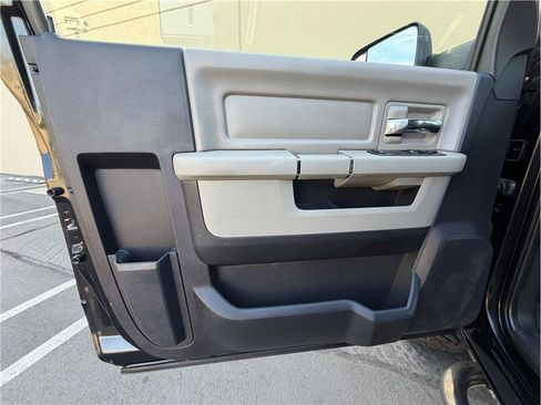 Used 2009 Dodge Ram 1500 Truck SLT w/ Protection Group AWD/4WD image 8