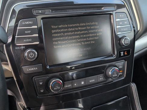 Used 2023 Nissan Maxima SL image 30