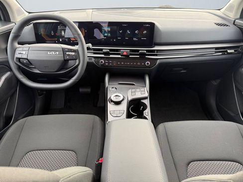 New 2026 Kia Sportage LX image 10