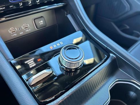 New 2025 Jeep Grand Cherokee Limited image 12