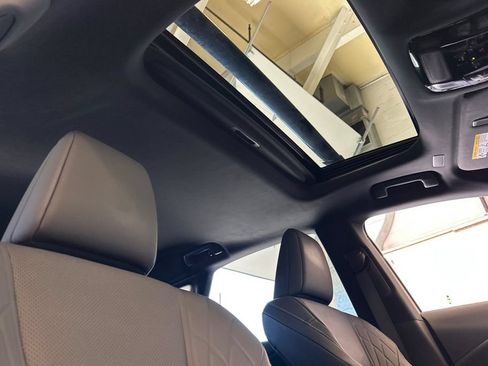 Used 2024 Lexus RX 350 FWD image 19