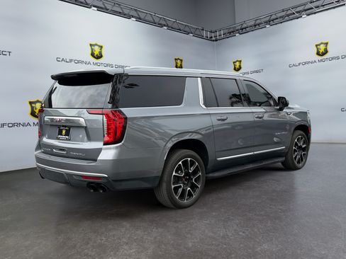 Used 2021 GMC Yukon XL Denali AWD/4WD image 5