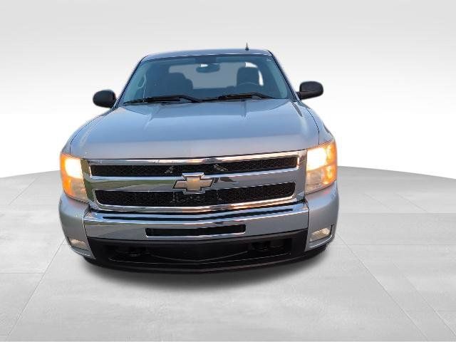 Used 2011 Chevrolet Silverado 1500 LT w/ All-Star Edition RWD image 8